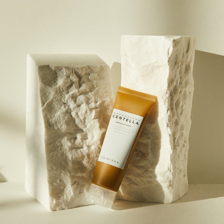 Centella Ampoule Foam de 125 ml en una composición cálida